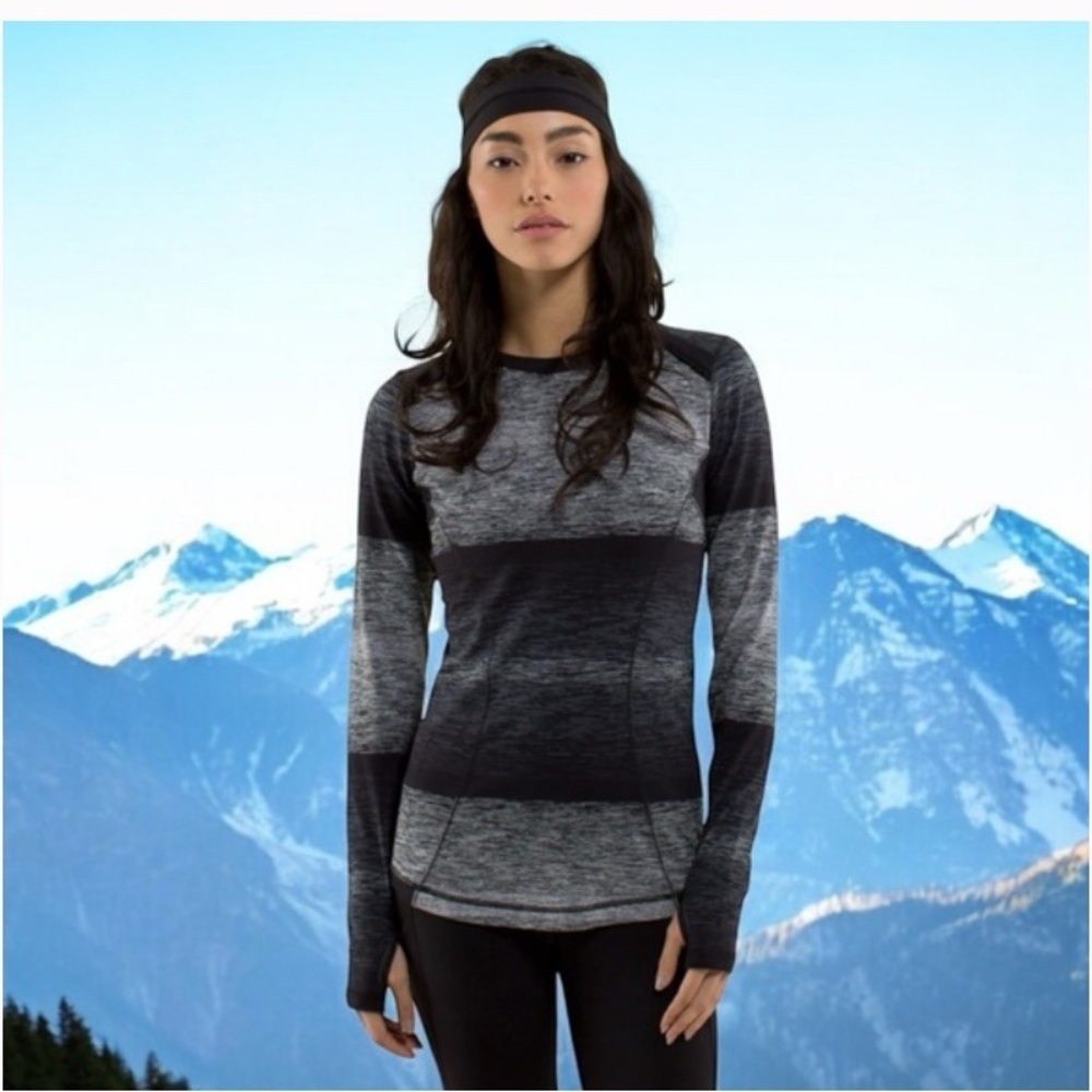 Womens Lululemon Base Runner Long Sleeve in Universal Stripe Black size 8